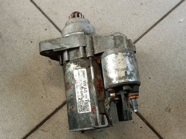 bontott VW GOLF V Önindító