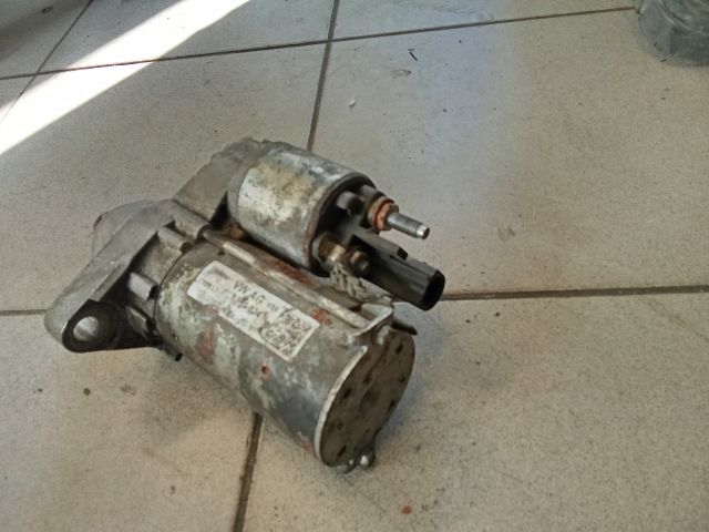 bontott VW GOLF V Önindító