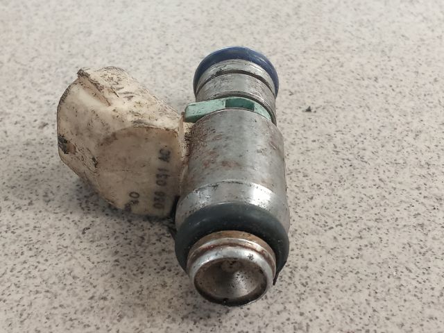 bontott VW GOLF V Porlasztó (1 db)