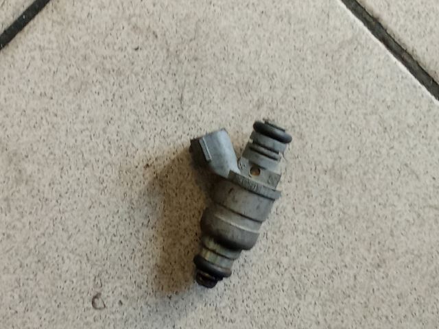 bontott VW GOLF V Porlasztó (1 db)