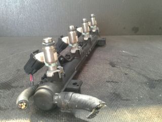 bontott VW GOLF V Porlasztó Sor / Híd