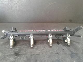 bontott VW GOLF V Porlasztó Sor / Híd