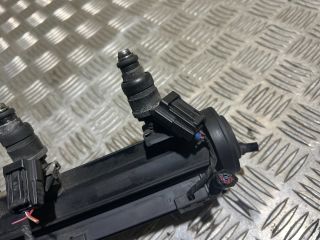 bontott VW GOLF V Porlasztó Sor / Híd