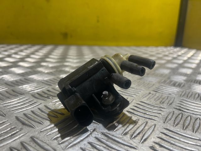 bontott VW GOLF V Turbó Vákum Szelep