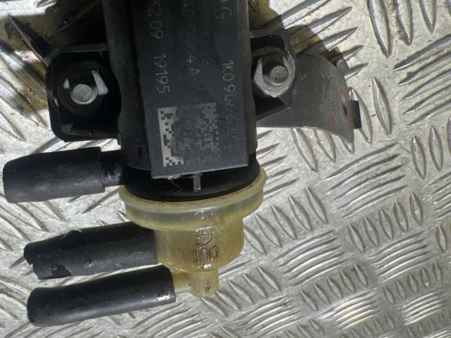 bontott VW GOLF V Turbó Vákum Szelep