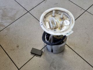 bontott VW GOLF V Üzemanyag Szivattyú