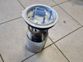 bontott VW GOLF V Üzemanyag Szivattyú