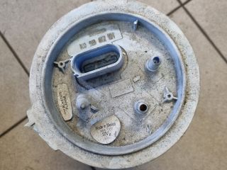 bontott VW GOLF V Üzemanyag Szivattyú