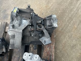 bontott VW GOLF V Váltó (Mechanikus)