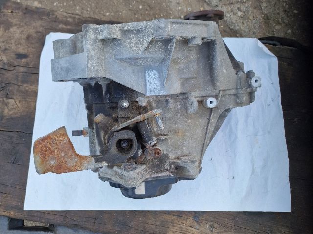 bontott VW GOLF V Váltó (Mechanikus)