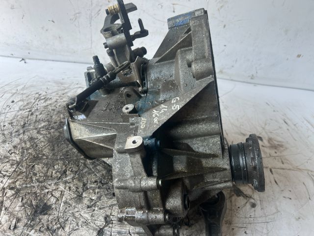 bontott VW GOLF V Váltó (Mechanikus)