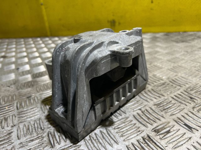 bontott VW GOLF V Váltó Tartó Bak (Pozíciófüggetlen)