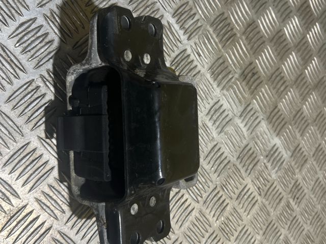 bontott VW GOLF V Váltó Tartó Bak (Pozíciófüggetlen)