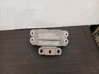 bontott VW GOLF V Váltó Tartó Bak (Pozíciófüggetlen)