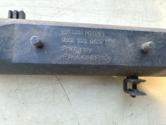 bontott VW GOLF V Vízcső