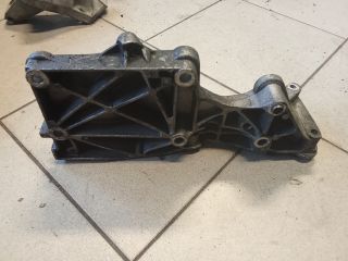 bontott VW GOLF V Generátor Tartó Bak