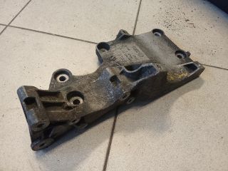 bontott VW GOLF V Generátor Tartó Bak