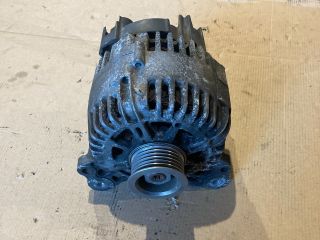 bontott VW GOLF V Generátor