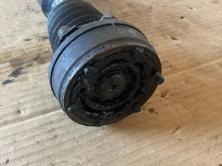 bontott VW GOLF V Jobb Féltengely