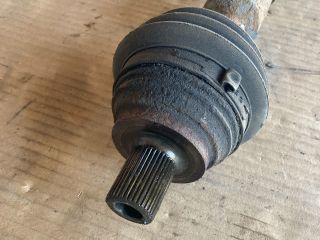 bontott VW GOLF V Jobb Féltengely