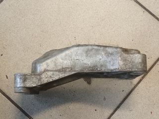 bontott VW GOLF V Motor Tartó Bak (Pozíciófüggetlen)