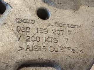 bontott VW GOLF V Motor Tartó Bak (Pozíciófüggetlen)