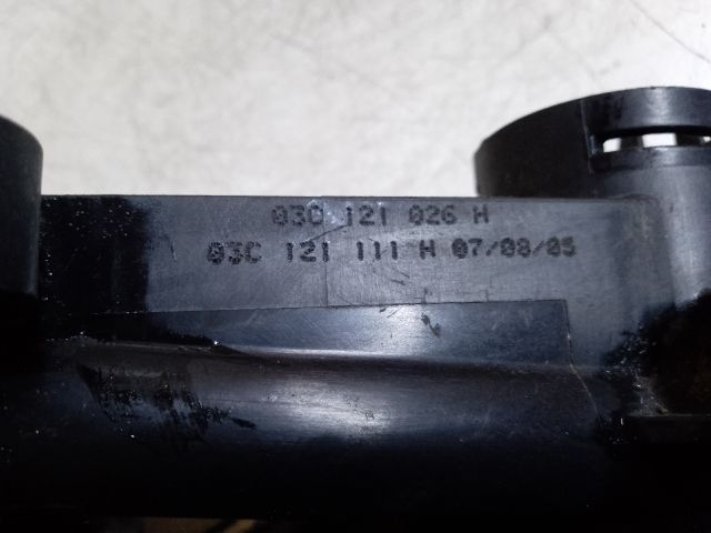 bontott VW GOLF V Termosztátház