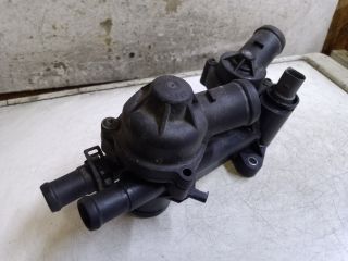 bontott VW GOLF V Termosztátház