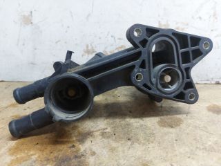 bontott VW GOLF V Termosztátház