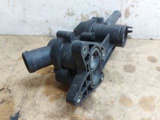 bontott VW GOLF V Termosztátház