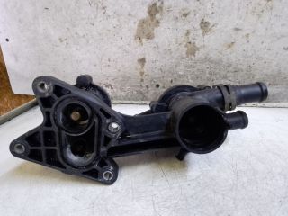 bontott VW GOLF V Termosztátház