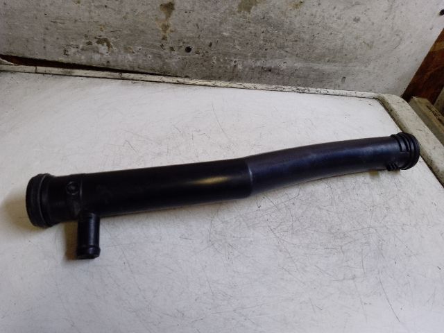 bontott VW GOLF V Vízcső