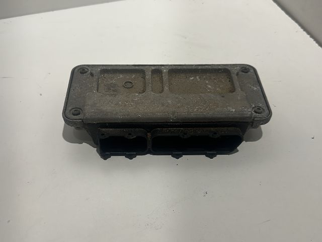 bontott VW GOLF V Motorvezérlő