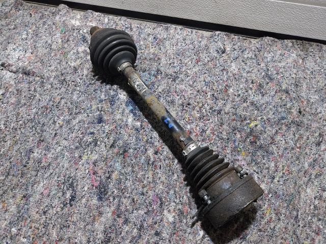 bontott VW GOLF V Bal Féltengely