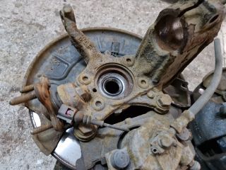 bontott VW GOLF V Első Pár Fék Szett (Nyereg, Tárcsa, Betét)