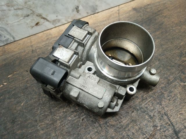 bontott VW GOLF V Fojtószelep (Elektromos)