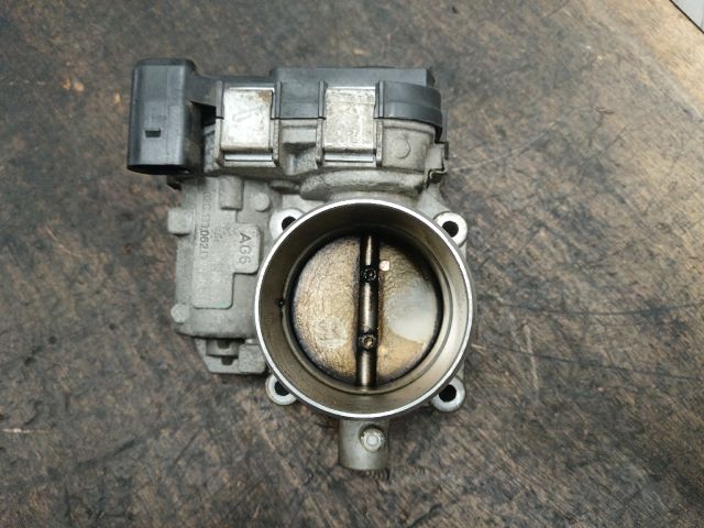 bontott VW GOLF V Fojtószelep (Elektromos)