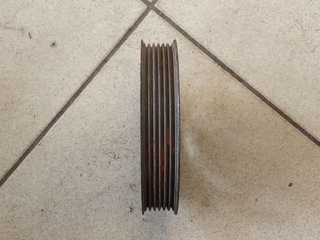 bontott VW GOLF V Főtengely Szíjtárcsa