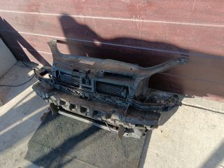 bontott VW GOLF V Homlokfal (Üres lemez)