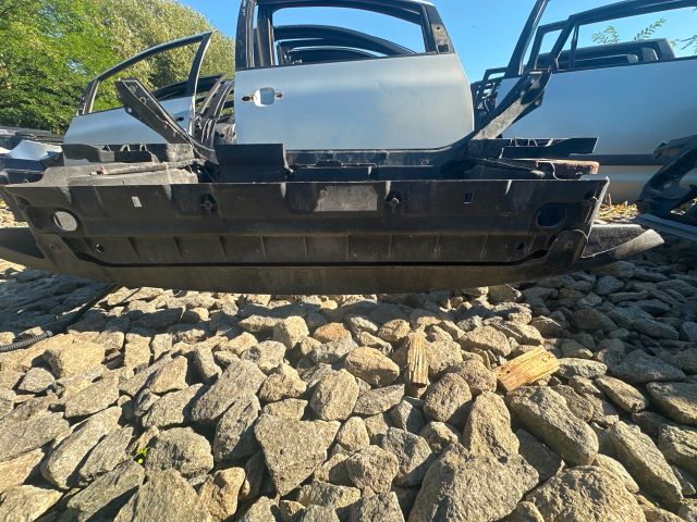 bontott VW GOLF V Homlokfal (Üres lemez)