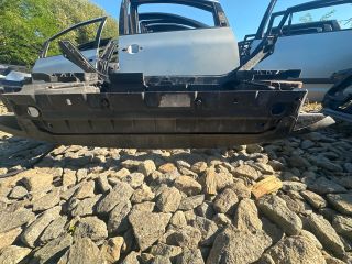 bontott VW GOLF V Homlokfal (Üres lemez)