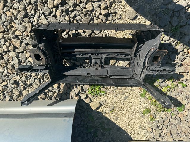 bontott VW GOLF V Homlokfal (Üres lemez)