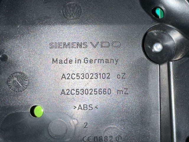 bontott VW GOLF V Kilométeróra