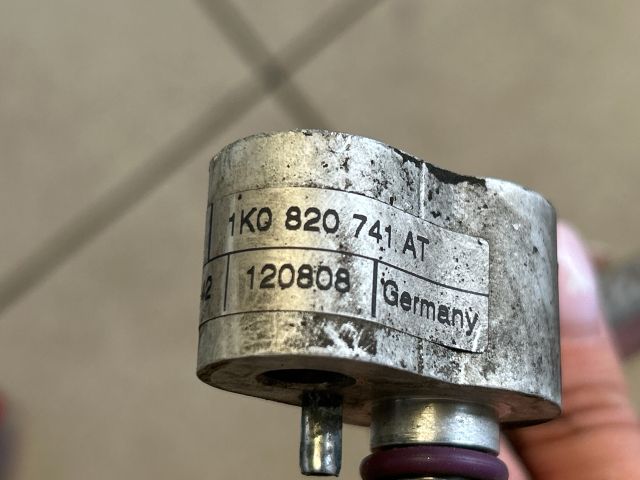 bontott VW GOLF V Klíma Cső