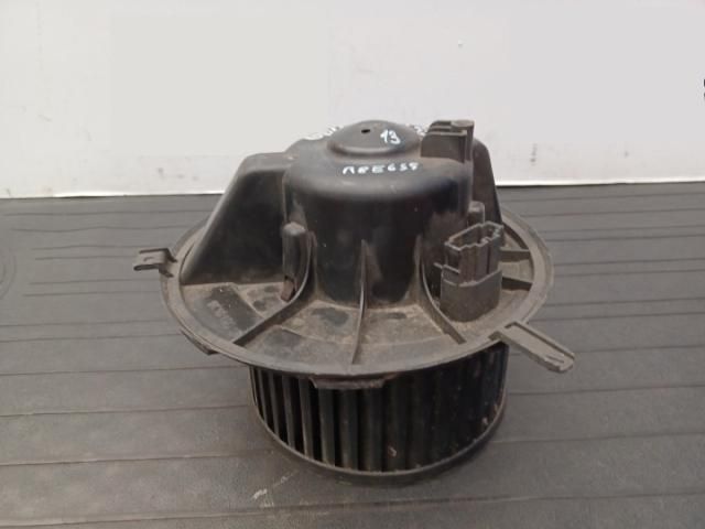 bontott VW GOLF V Klímahűtő Ventilátor