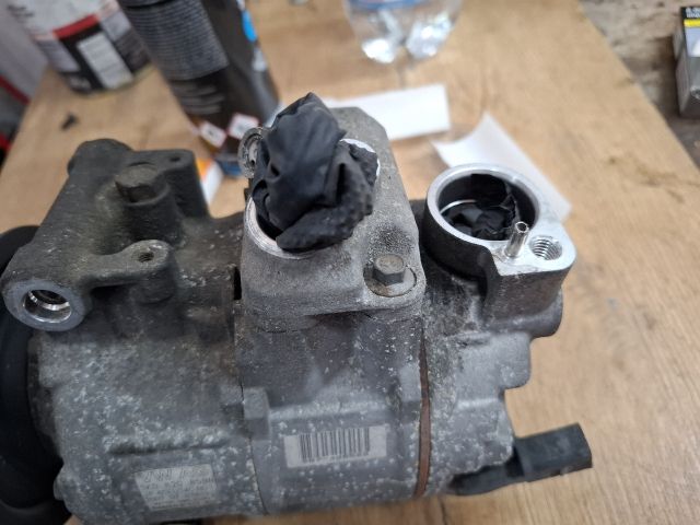 bontott VW GOLF V Klímakompresszor