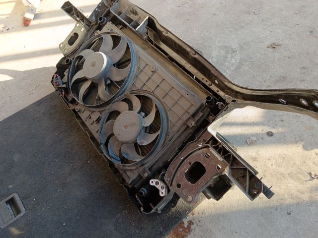 bontott VW GOLF V Komplett Homlokfal (Részeivel)