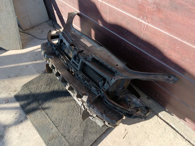 bontott VW GOLF V Komplett Homlokfal (Részeivel)