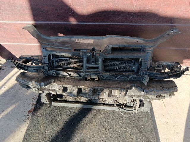 bontott VW GOLF V Komplett Homlokfal (Részeivel)