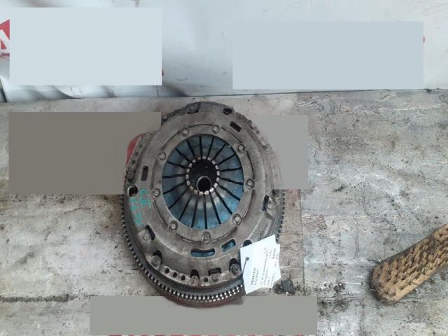 bontott VW GOLF V Kuplung Szett (Szerkezet, Tárcsa)